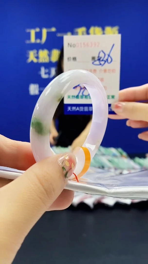 翡翠手镯未镶嵌A-翡翠手镯未镶嵌-A