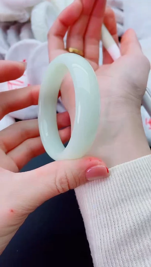 未镶嵌手镯石英质玉J156-59-60