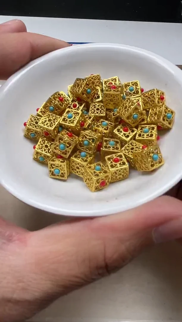 玛瑙/玉髓散珠合金M839 合琻 绿淞方盒子 5个9.9元