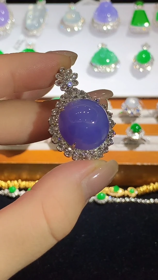 翡翠18K金镶嵌吊坠(不含链)CGW