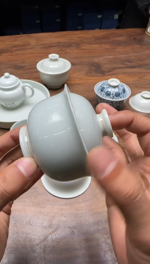 蓝*天义华 柴窑仿古泥白胎小元宝盖碗