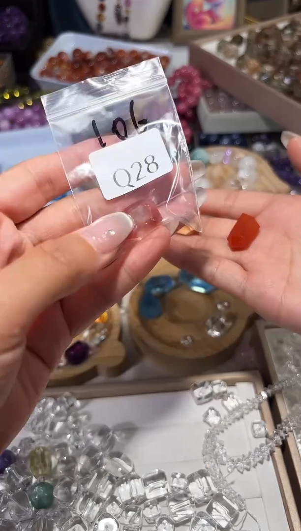 水晶手串未镶嵌H**RQ28红兔毛随行拍2