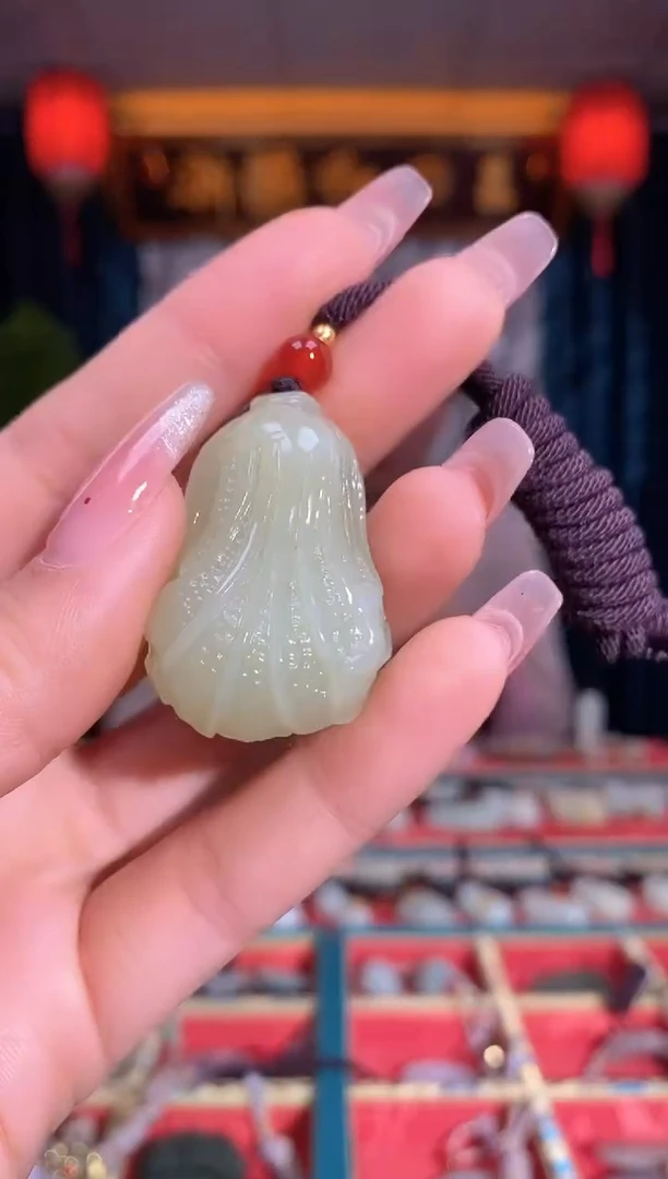 【闪购商品】和田玉颈饰未镶嵌白菜