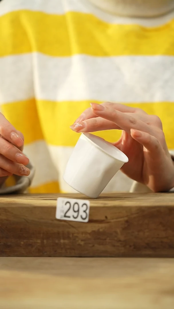 【闪购商品】瓷片设计师手作款“纸杯”陶瓷杯 小号