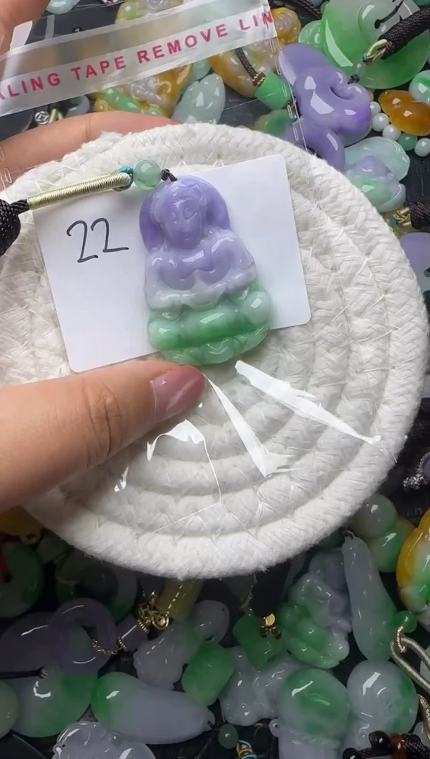 颈饰未镶嵌翡翠缅甸翡翠吊坠