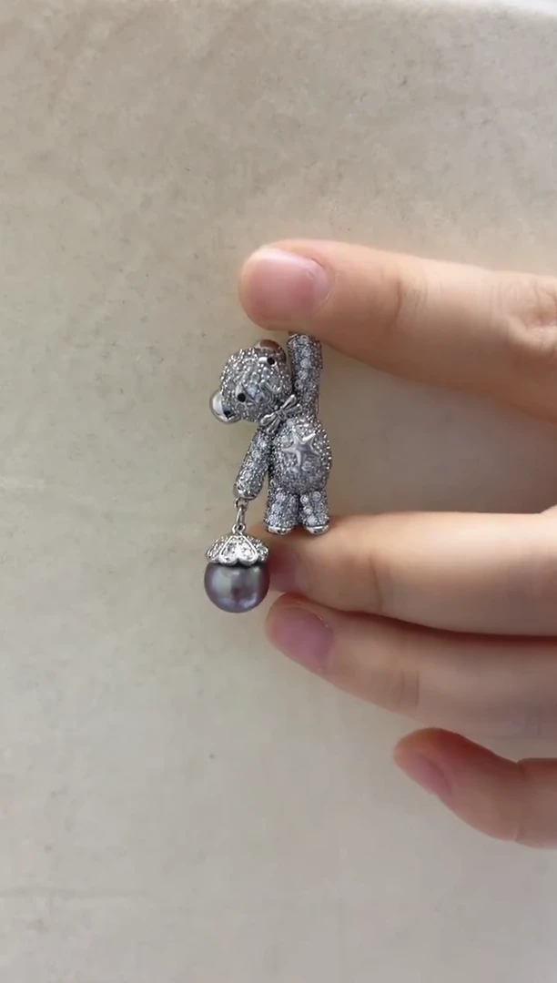 未镶嵌胸饰淡水珍珠小熊胸针