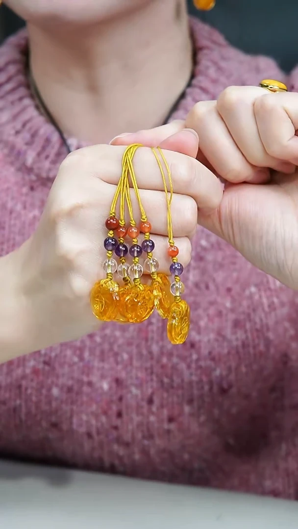 金珀颈饰未镶嵌琥珀如意挂件