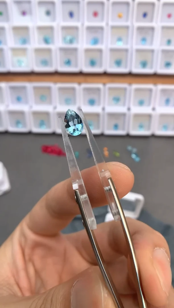 未镶嵌裸石定制海蓝宝石1.34ct 圣玛 02048