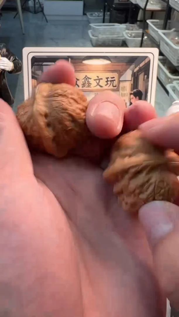 文玩核桃把件血麒麟34左右尺寸