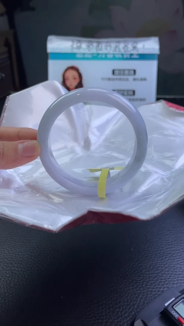 翡翠手镯未镶嵌8