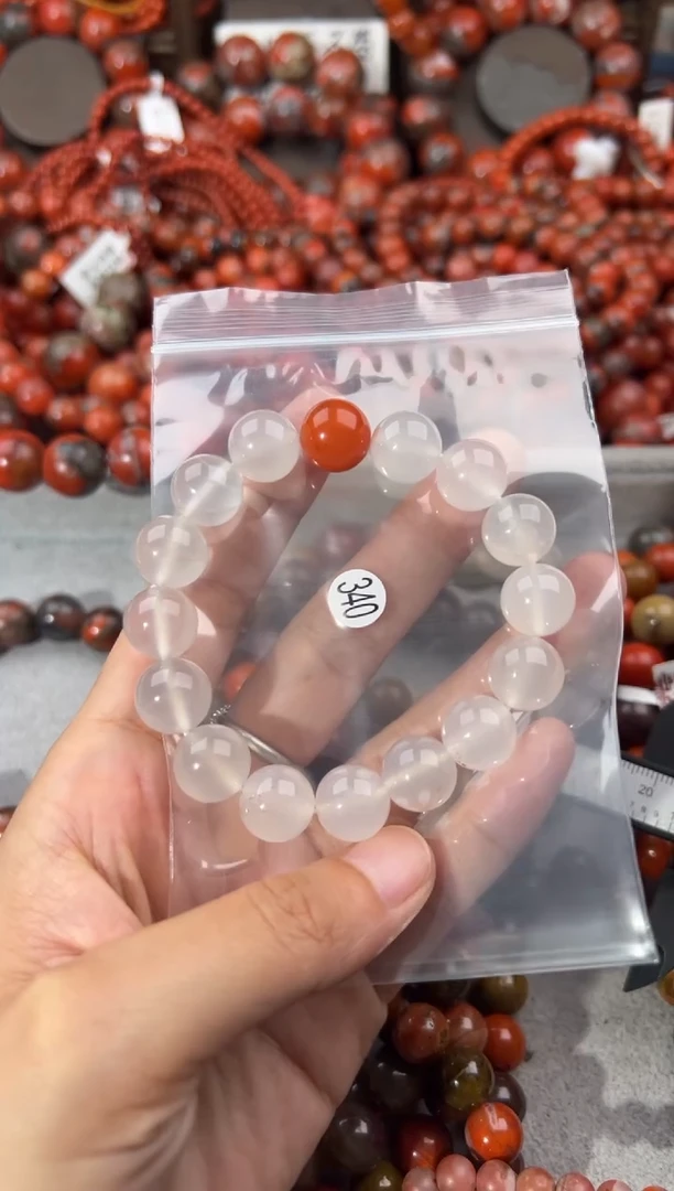 南红玛瑙手串未镶嵌13+