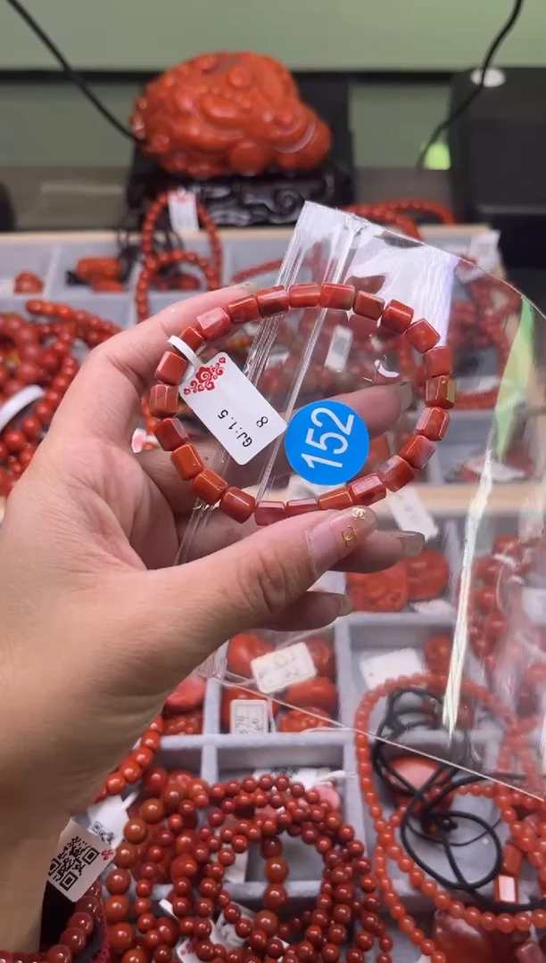 【闪购商品】南红玛瑙珠宝奇石未镶嵌152-6