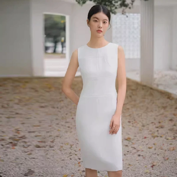 【英品】春夏新款气质醋酸无袖A字背心纯色高级连衣裙Q14259