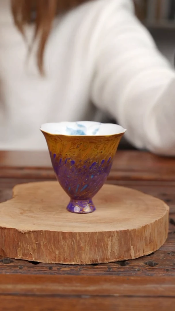 漆器彩绘渐变梅花酒杯