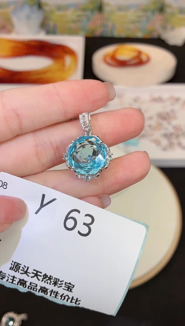 颈饰银S925镶嵌托帕石多样性发一Y63