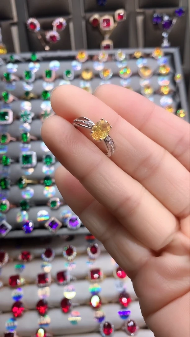 【闪购商品】水晶戒指银S925镶嵌银色6.8