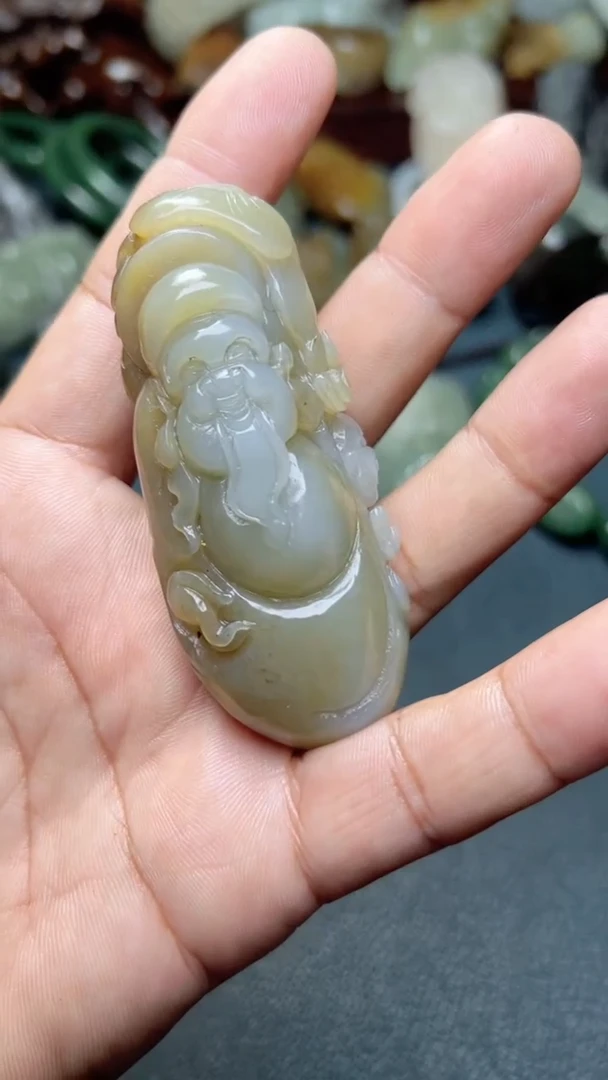 和田玉未镶嵌把件-