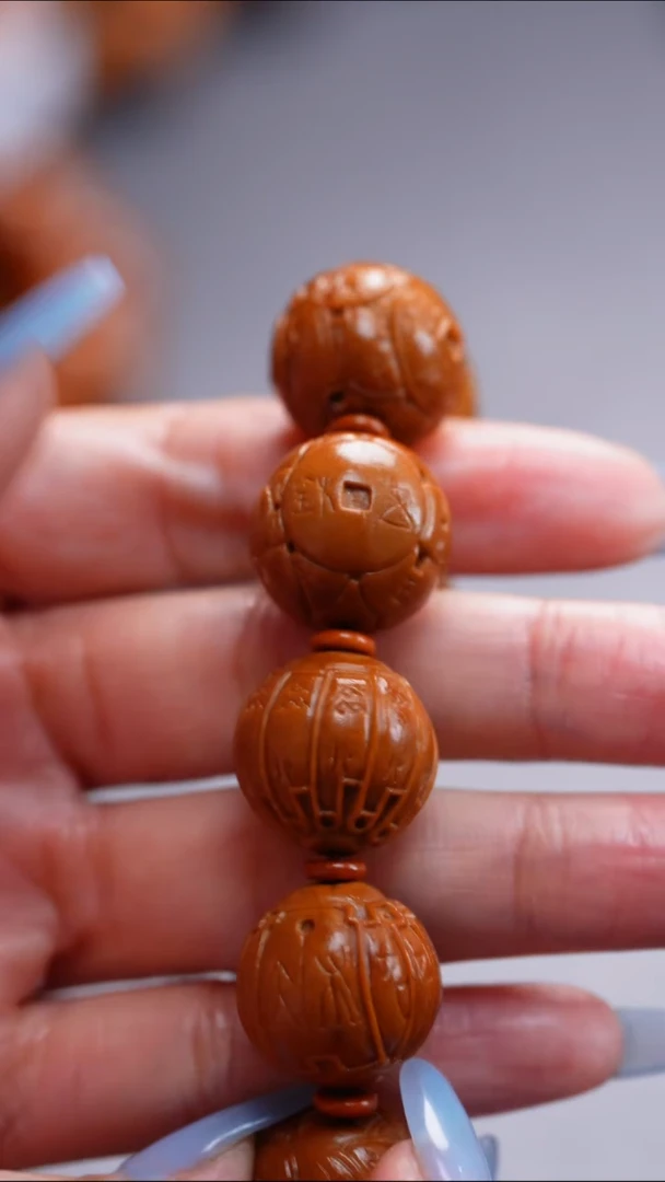 【闪购商品】橄榄核吊坠橄榄核