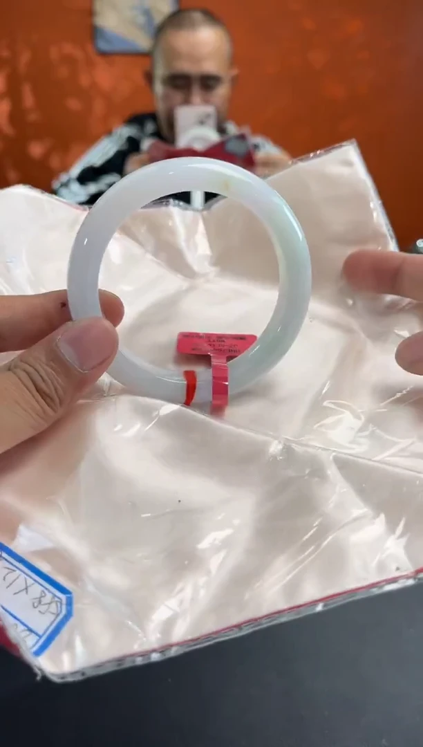 未镶嵌手镯翡翠8   58