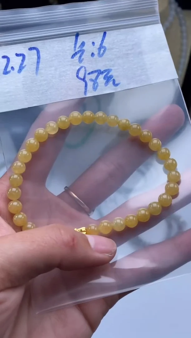 颈饰未镶嵌翡翠天然翡翠珠子