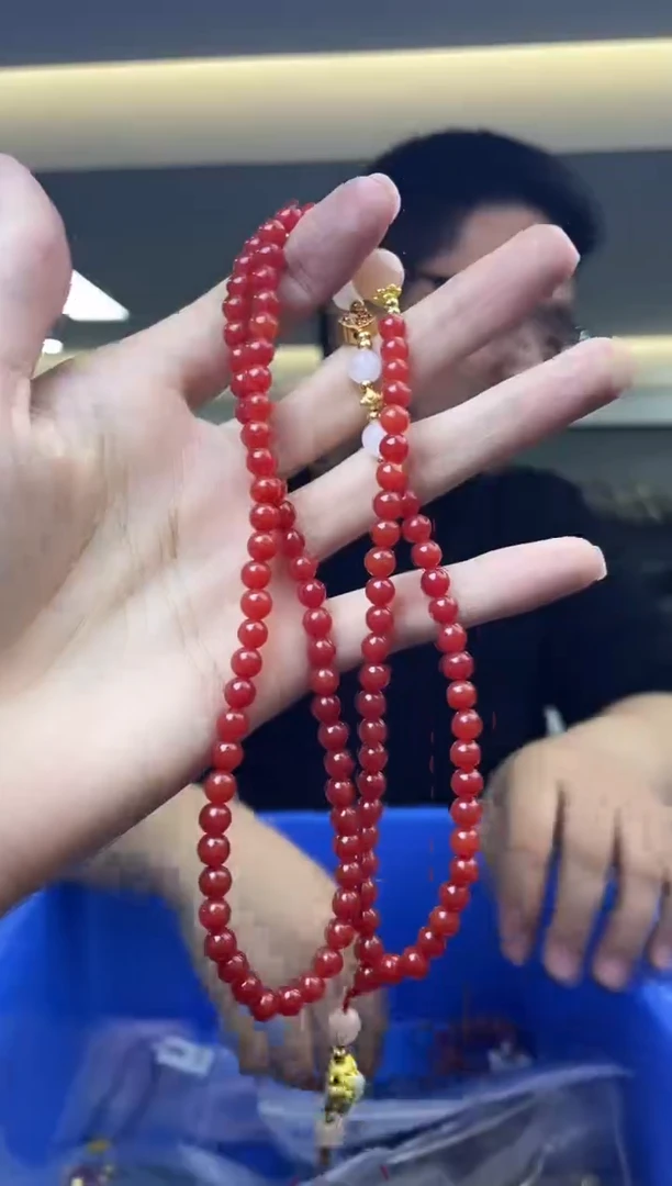 【闪购商品】南红玛瑙`未镶嵌多样性发一件