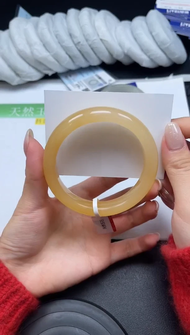 未镶嵌手镯石英质玉075-61