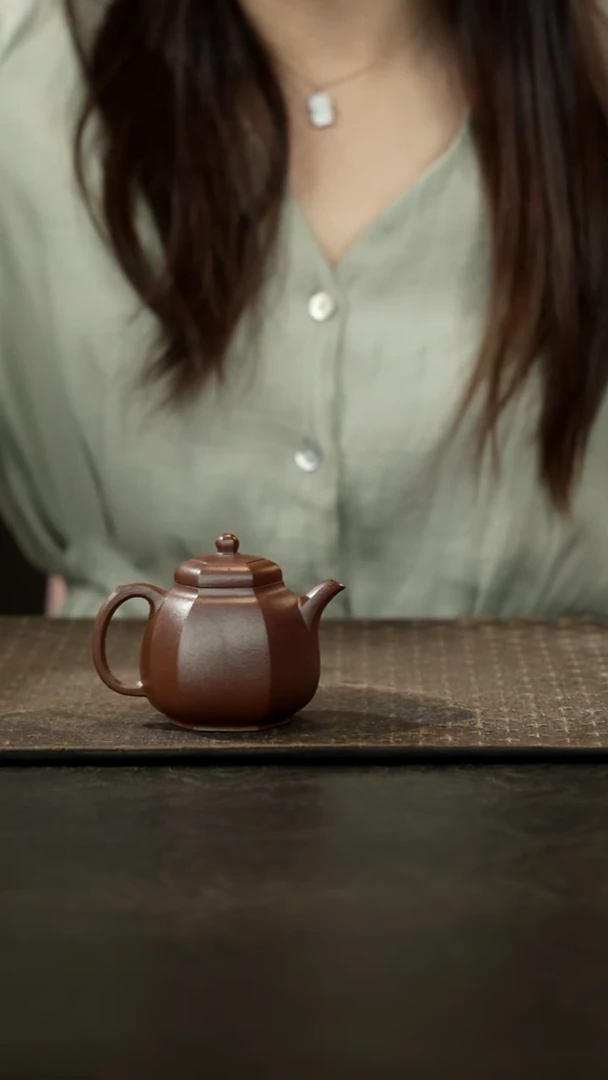 茶壶紫砂柴烧底槽青六方梨式100cc