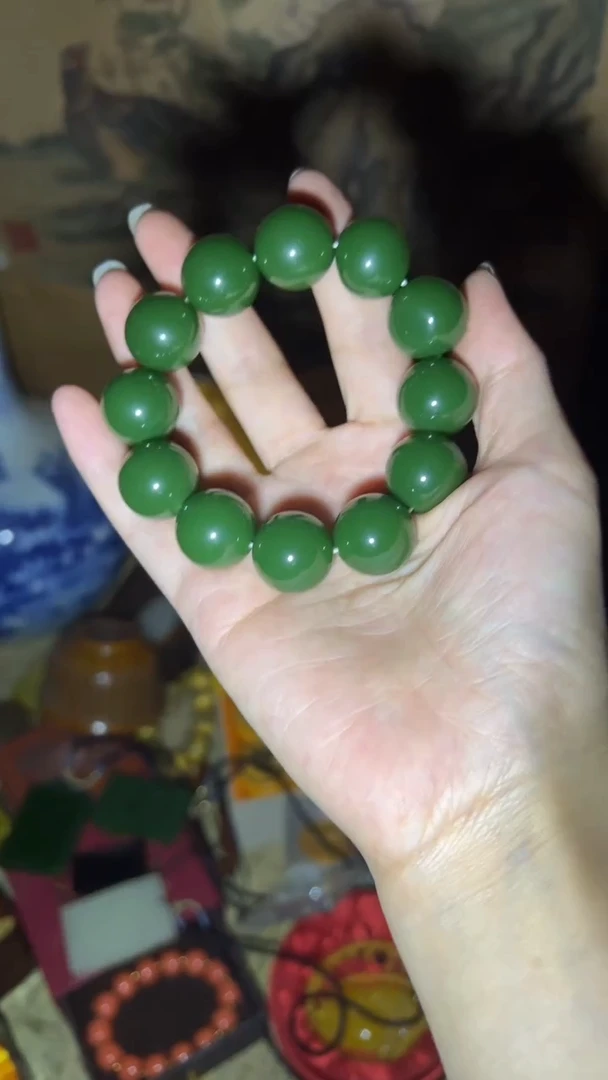 手串未镶嵌和田玉（碧玉）闪购高端商品链接