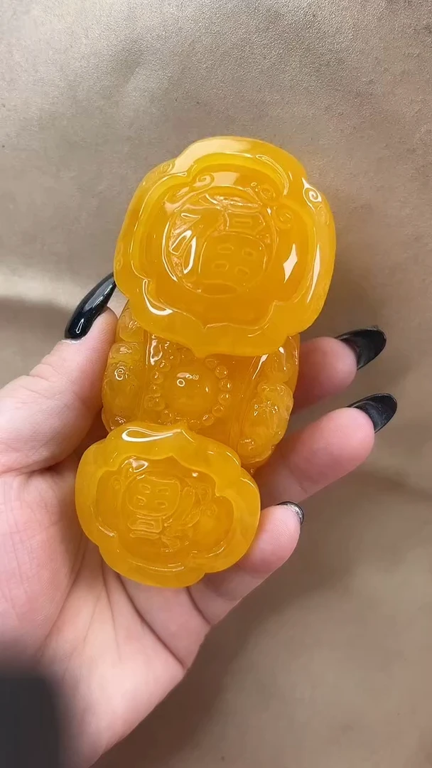 琥珀颈饰未镶嵌吊坠