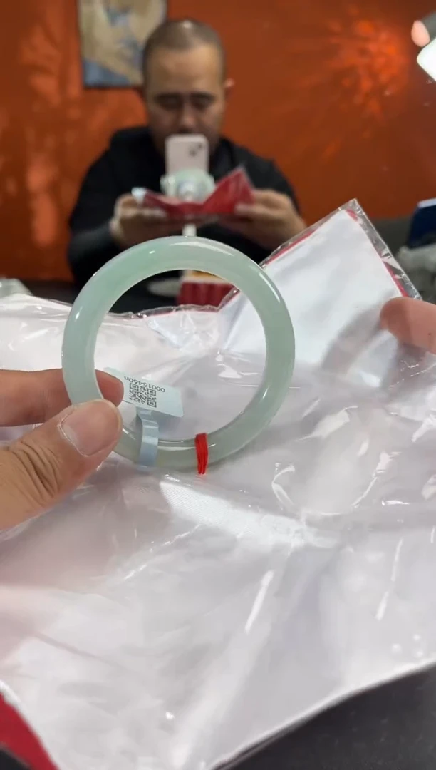 未镶嵌手镯翡翠1  55