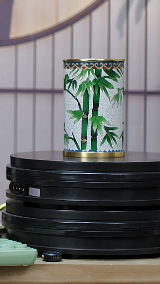 【闪购商品】非遗技艺 景泰蓝竹节笔筒白色