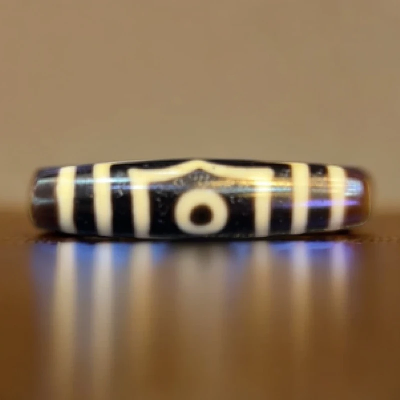 【建成牙黄宝盖三眼玛瑙珠长50】