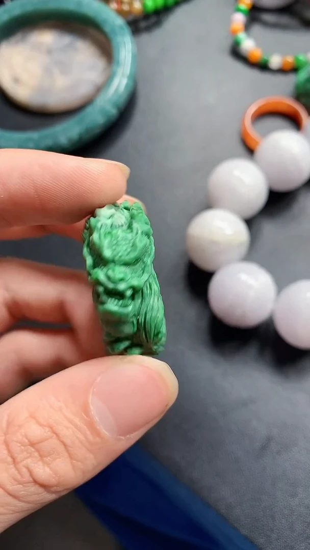 颈饰未镶嵌翡翠天然A货翡翠20圈口