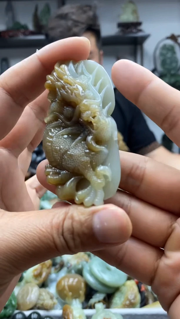 和田玉未镶嵌把件1