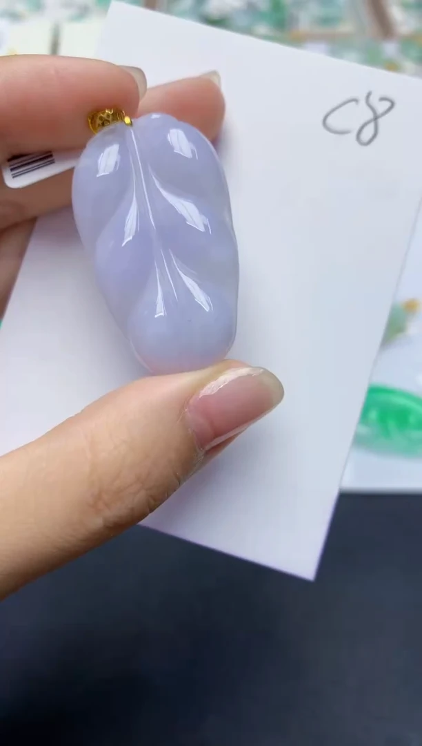 翡翠18K金镶嵌颈饰天然缅甸A货翡翠