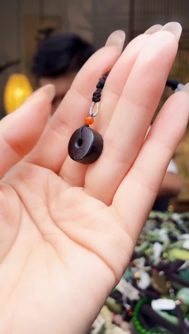 颈饰未镶嵌和田玉多样性发货，拍一发一