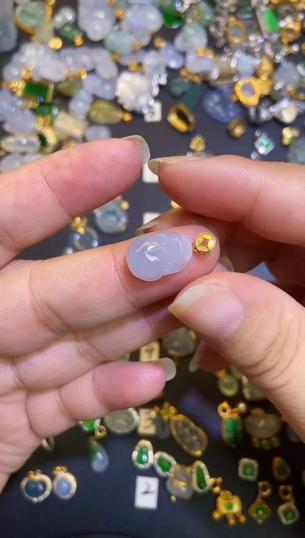 翡翠18K金镶嵌吊坠(不含链)1