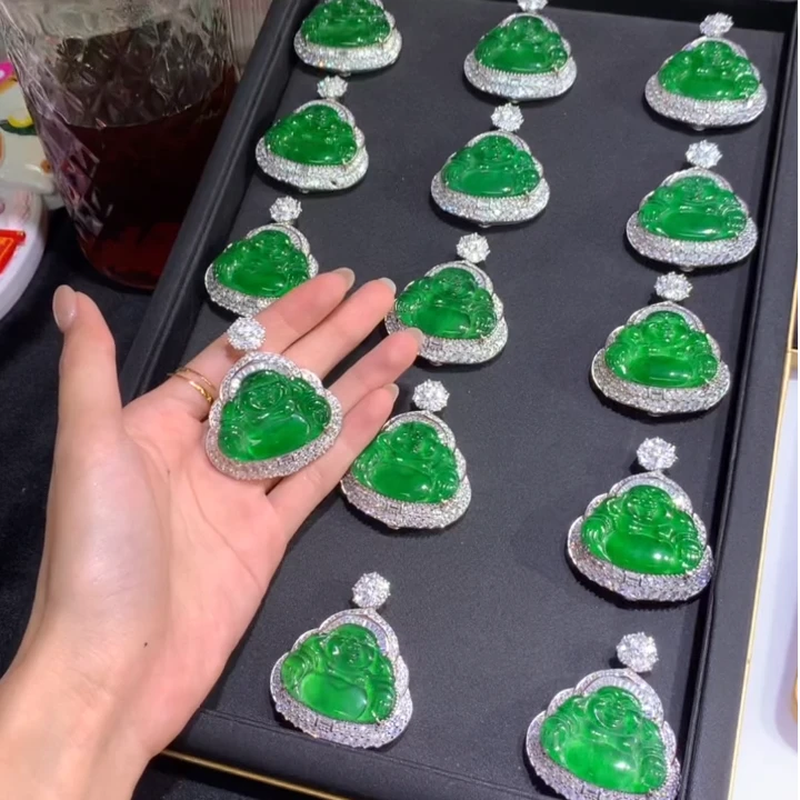 【逍遥精选】天然A货翡翠大佛公吊坠*CXY/41277/多样性发/1件