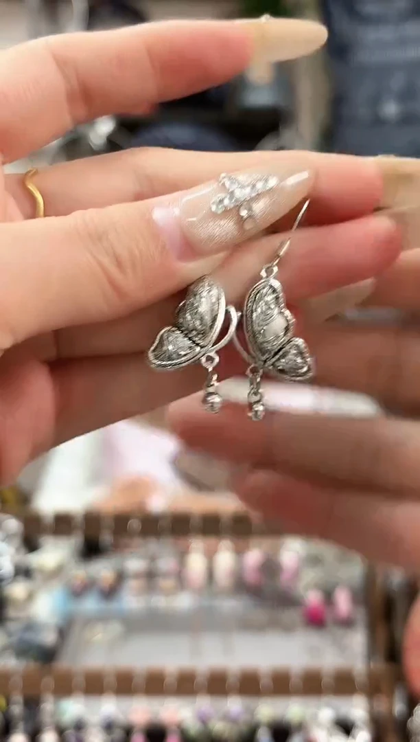 织绣民族风非遗老绣苗银饰品212