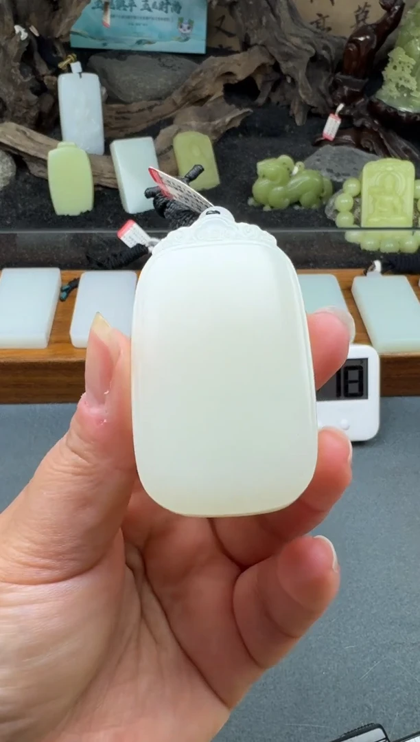 颈饰未镶嵌和田玉4