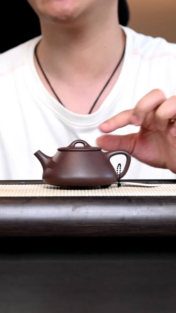 紫砂其他张*春EK13398-周敏-平盖石瓢-紫泥175cc
