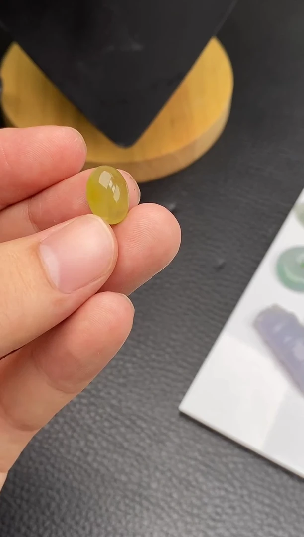 未镶嵌定制翡翠裸石
