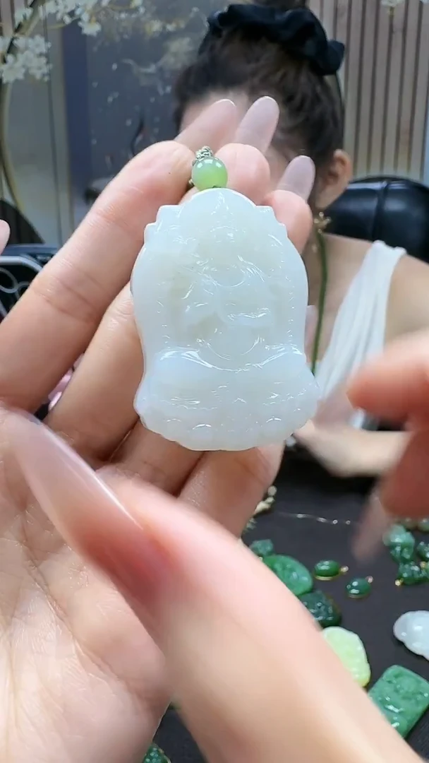 未镶嵌和田玉挂件1