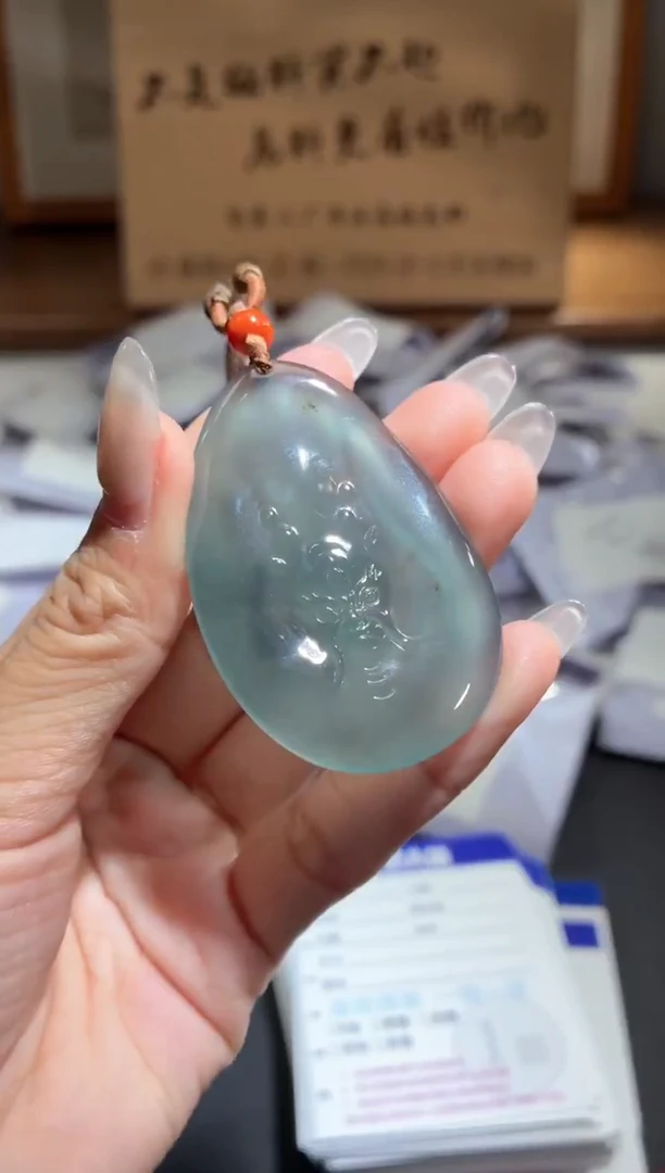 吊坠(不含链)未镶嵌翡翠龙牌