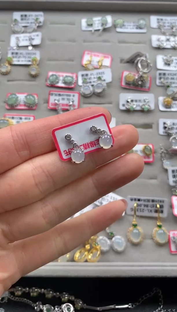 【闪购商品】翡翠戒指银S925镶嵌1111111111     4