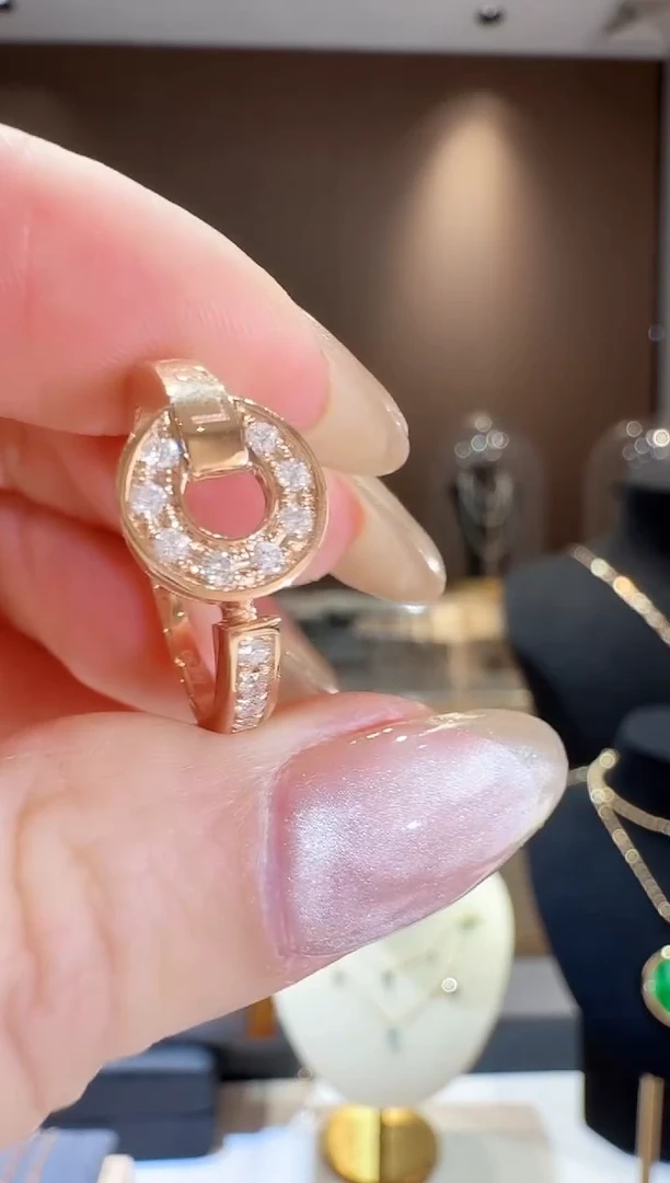 戒指18K金镶嵌钻石圆饼戒指16号