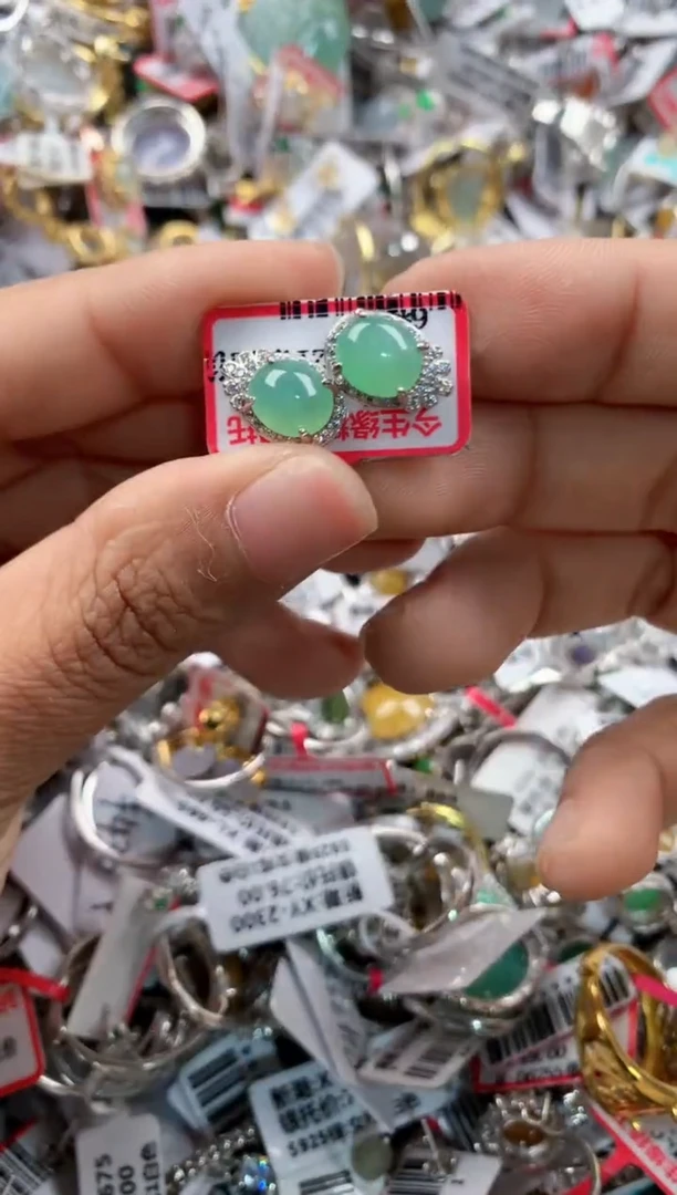 银S925镶嵌戒指翡翠444         8