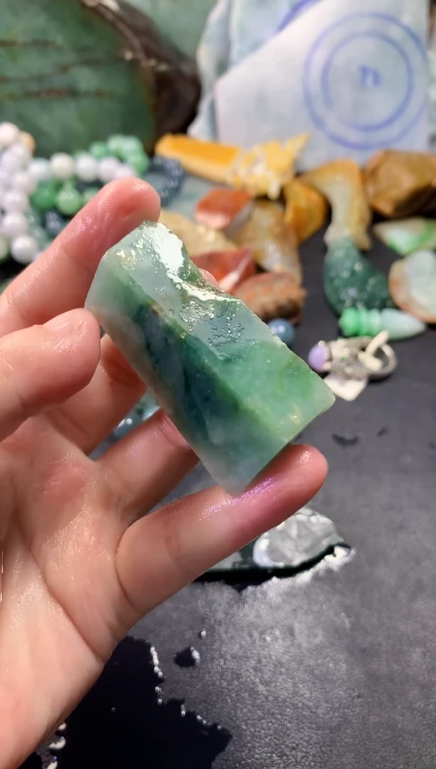 翡翠未镶嵌颈饰034天然翡翠
