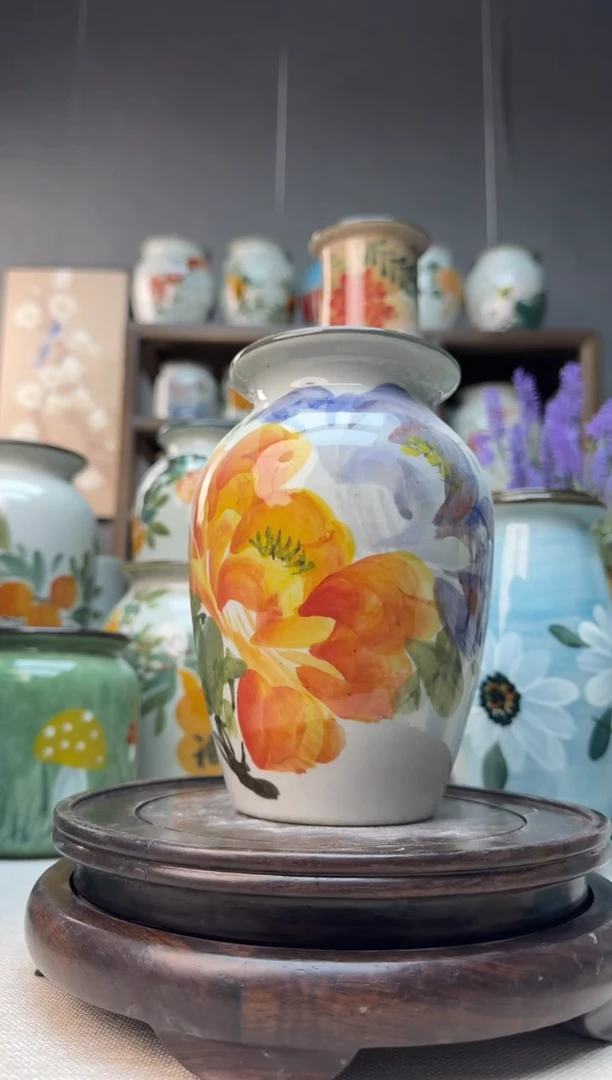 【闪购商品】瓶景德镇手绘陶瓷花瓶底部无孔高17口8左右