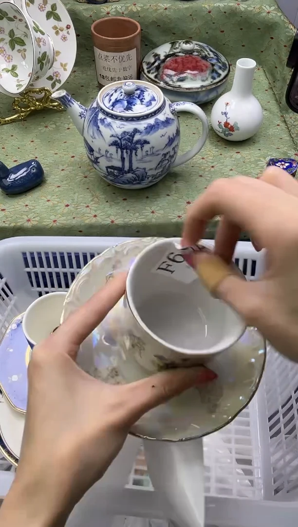 瓷片房*房       F692